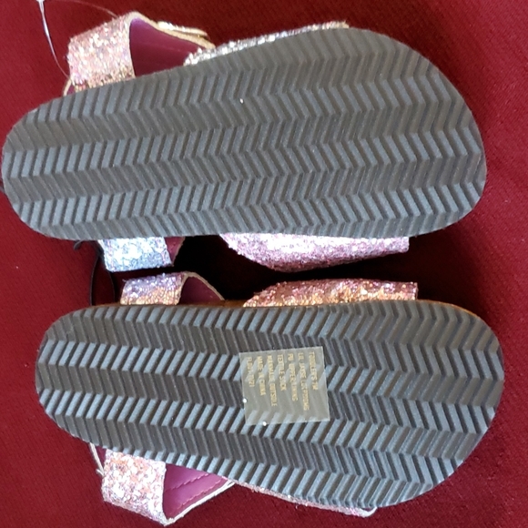 3 pair Toddler Girls Shoes Water Shoes Flip Flops Glitter Sandals  Size 7/8  NWT - Picture 10 of 10